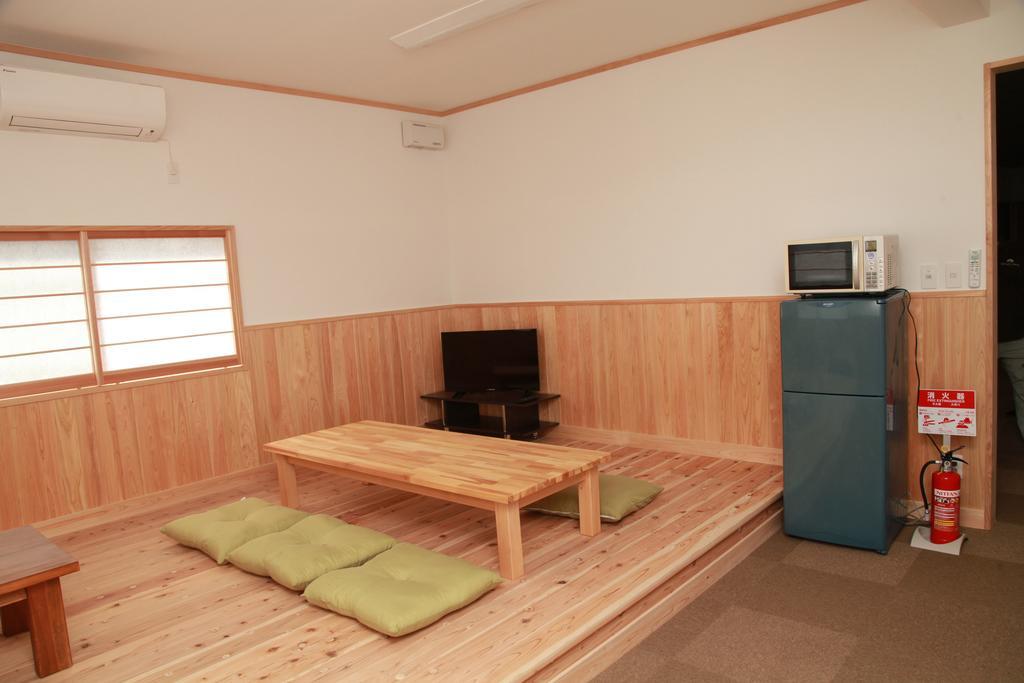 Simple Sleep 個室カプセル Hotel Hitoyoshi Eksteriør billede