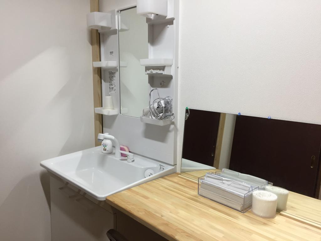 Simple Sleep 個室カプセル Hotel Hitoyoshi Eksteriør billede